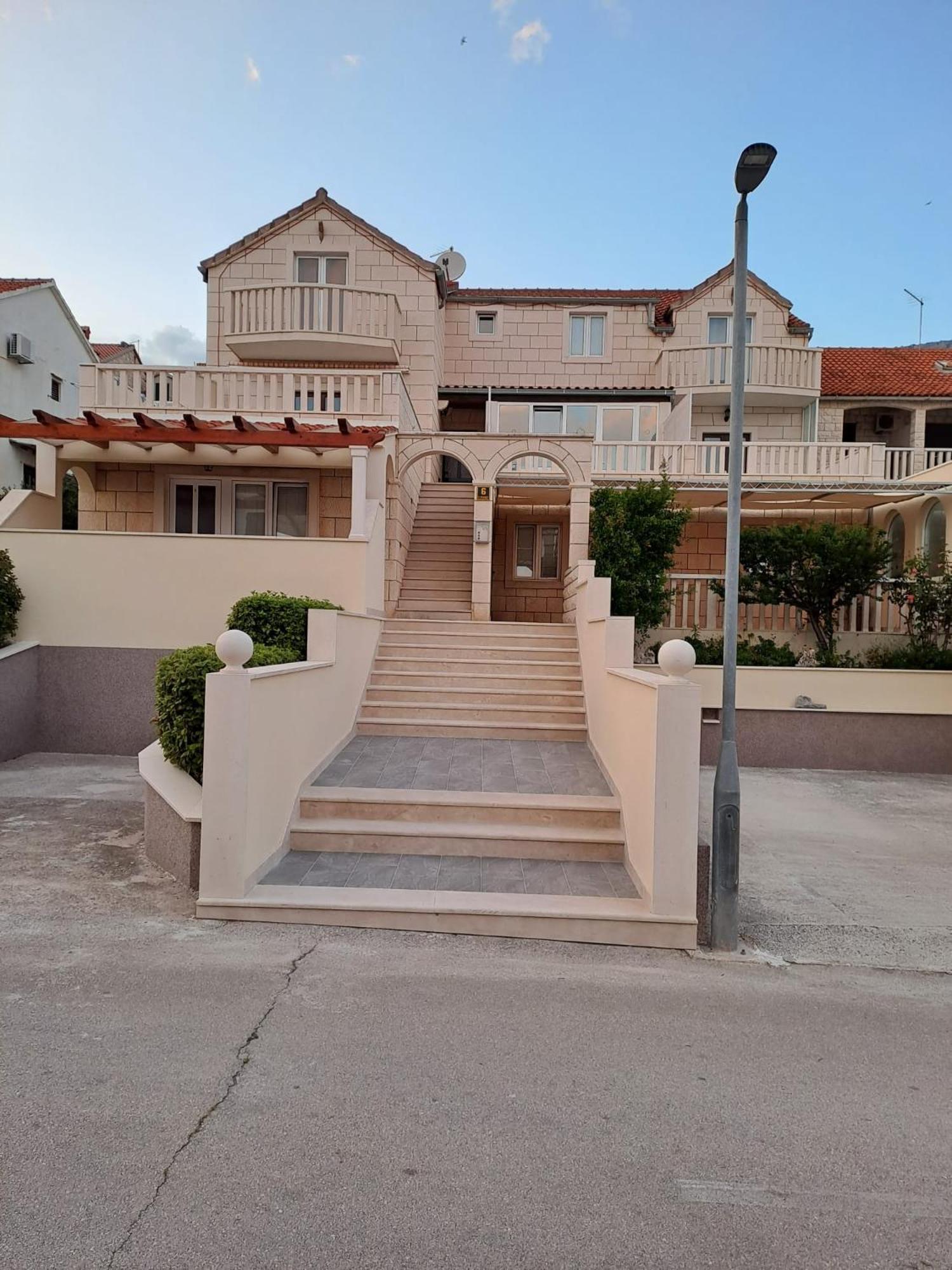 Apartments Jerica Bol Ngoại thất bức ảnh
